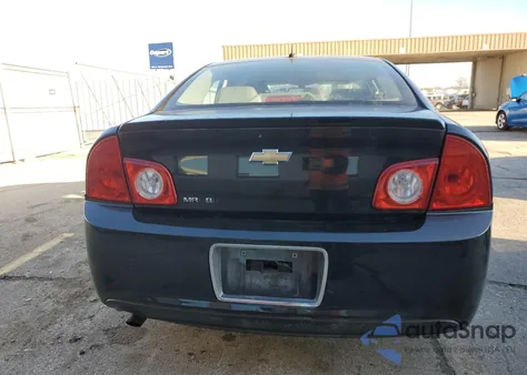 2010 Chevrolet Malibu Ls z USA, uszkodzony, nr VIN 1G1ZB5EB4AF195505